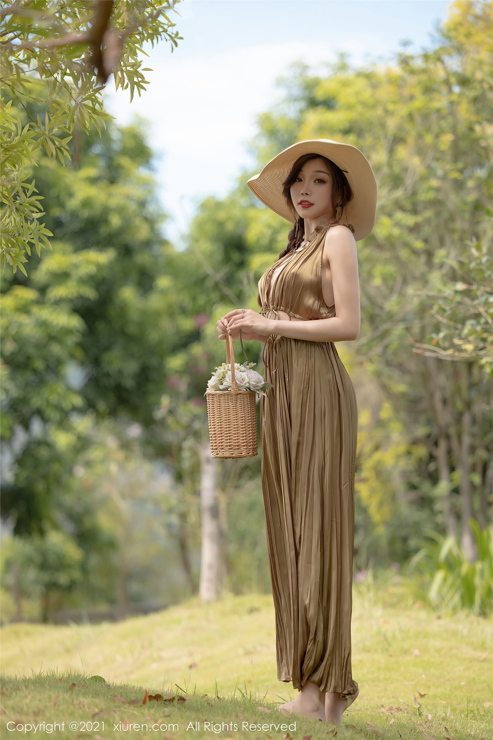 XIUREN秀人网 2021.08.23 No.3837 芝芝Booty